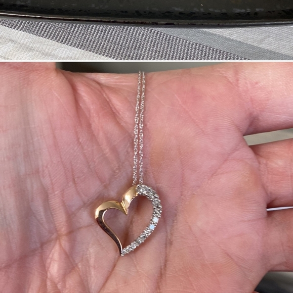 Peoples Jewelry - $150 EMT 💎❤️pendant .25CT 10K Rose gold ❤️ and rose gold chain. Stamped 585